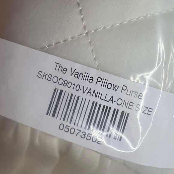 Selkie Vanilla Pillow Purse - Picture 2 of 2